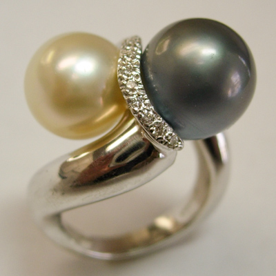 14K white gold with South Sea pearl, Tahitian pearl and diamonds